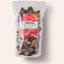 Ein versiegelter Beutel mit 900 g Hundeleckerlis „Rinderlunge“ von FAVLY Petfood mit farbenfroher Verpackung und Nährwertangaben. Diese natürlichen Kauartikel sind das perfekte Hundeleckerli für Ihren pelzigen Freund.
